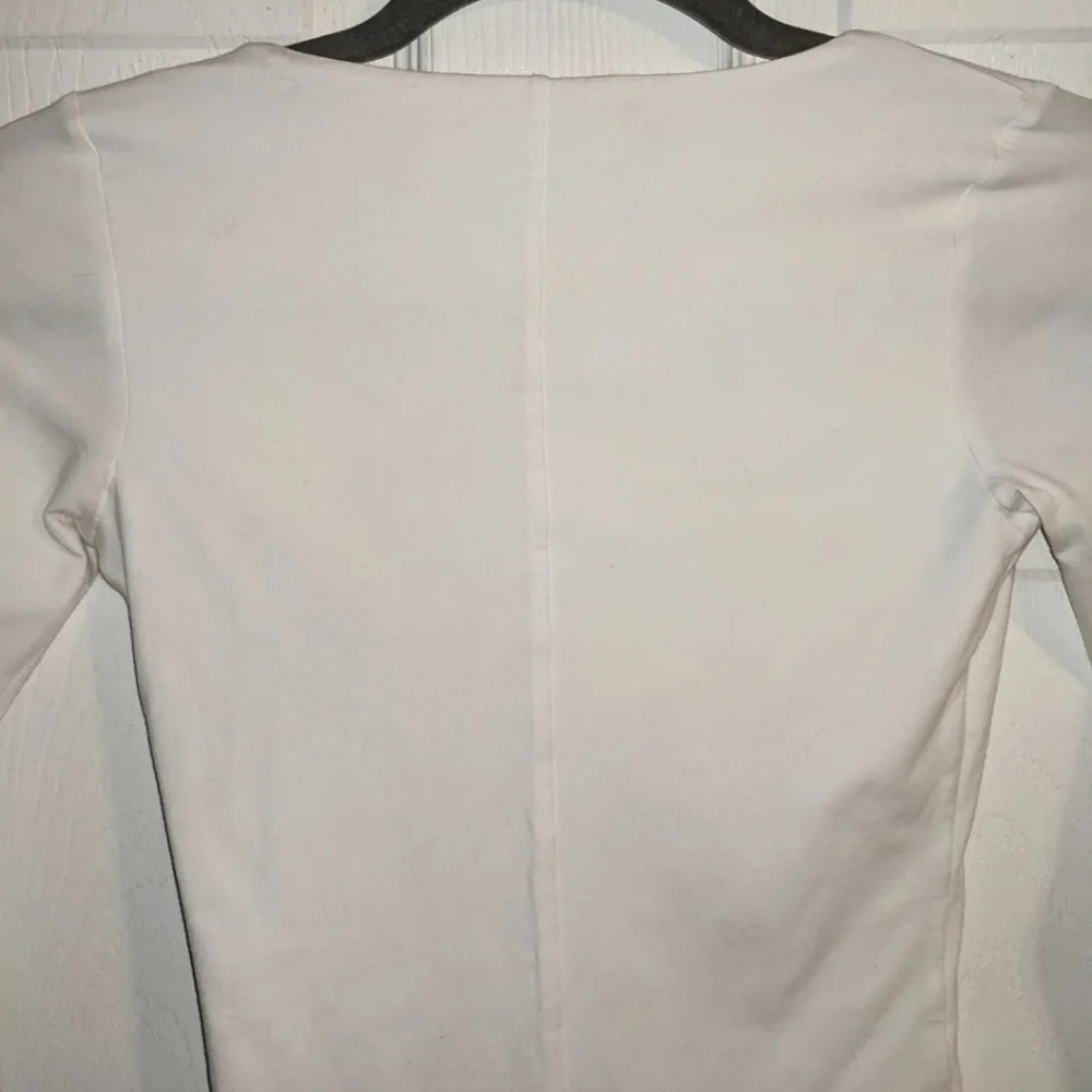 SOLD Everlane White Bodysuit XXS Long Sleeve Supima Cotton V-Neck Stretchy - Picture 4 of 4